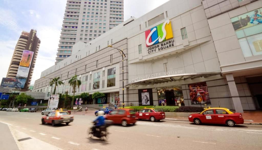 Cozy, High-Floor 2Br Apt Near Legoland Apartment นุสาจายา ภายนอก รูปภาพ